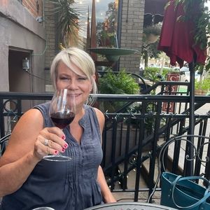 Meet your Posher, Deidra